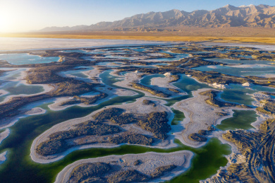 中国青海海西大柴旦翡翠湖