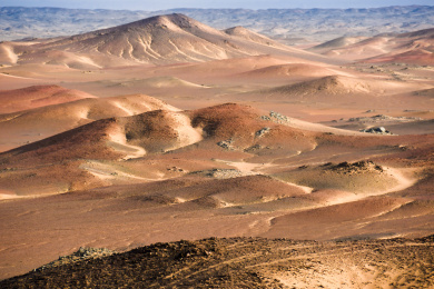 中国新疆若羌沙漠戈壁滩