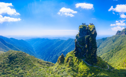 中国贵州省铜仁市梵净山航拍风光