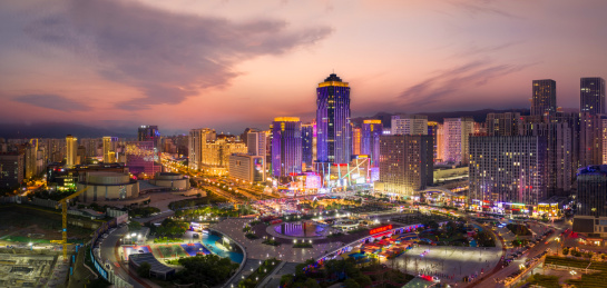 中国青海西宁海湖广场城市天际线夜景航拍景观
