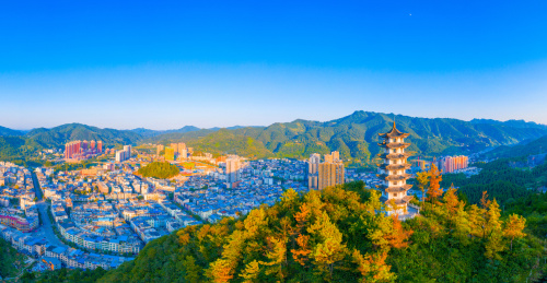 中国贵州省铜仁市江口县城航拍风光