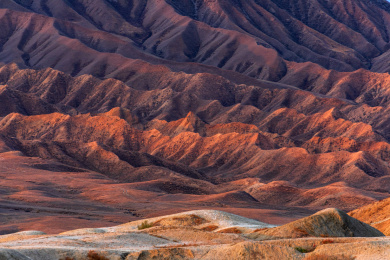 中国新疆克拉玛依独山子泥火山晨曦