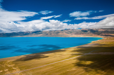中国西藏那曲市尼玛县当惹雍错自然风光
