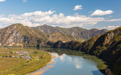 中国辽宁丹东宽甸连江自然风光