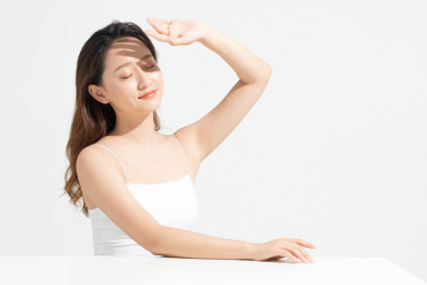 美妆护肤化妆品年轻女性亚洲人活力美丽健康