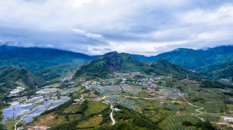 中国云南怒江傈僳族自治州兰坪县城市风光
