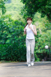 年轻女性的幸福生活