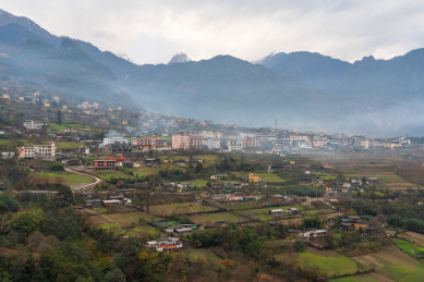 云南省怒江州丙中洛早晨云雾风光