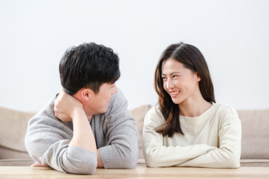 年轻夫妇居家生活肖像