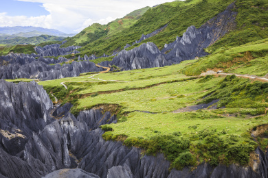 中国四川省甘孜州道孚八美镇墨石公园