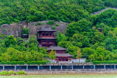 中国四川广元皇泽寺景区大佛石窟