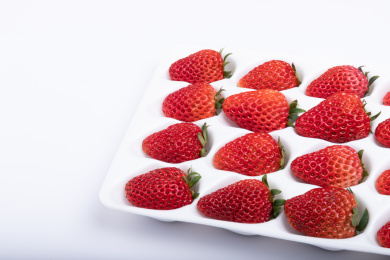 新鲜的草莓果实