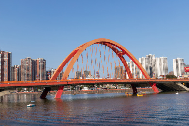 中国四川省德阳市彩虹桥地标建筑