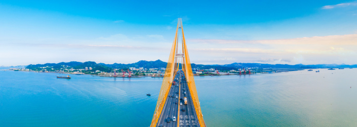 中国广东省汕头市汕头礐石大桥