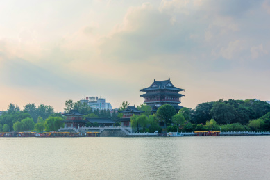 中国江苏泰州凤城河景区望海楼
