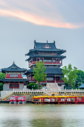 中国江苏泰州凤城河景区望海楼