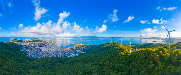 中国广东省阳江市海陵岛闸坡镇全景
