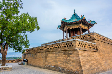 中国山西忻州古城六角亭