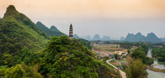 广西贺州钟山喀斯特画廊