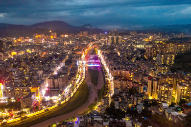 广东茂名信宜夜景
