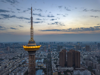 航拍四川省德阳市全景图