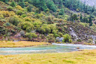 中国四川甘孜稻城亚丁景区风光