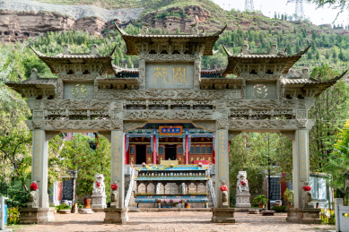 中国青海西宁市土观楼风景区