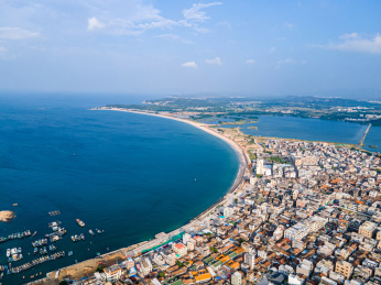 中国广东省汕尾市红海湾旅游区遮浪半岛海岸线