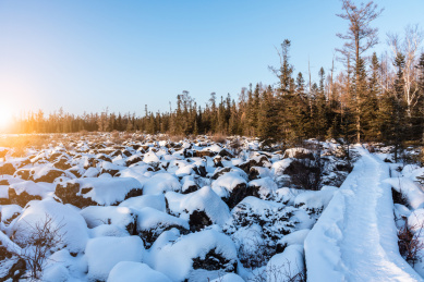 冬天雪后的黑龙江伊春红星火山地质公园石海