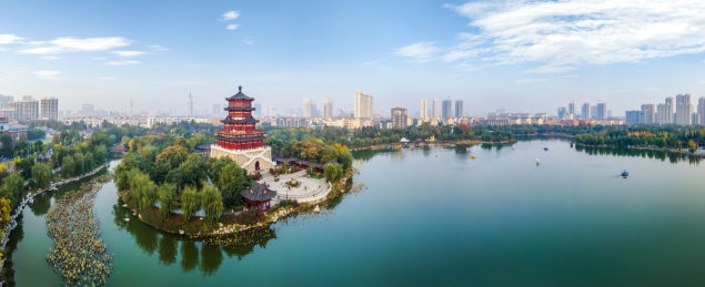 航拍山东济宁城市风光