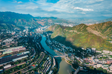 中国四川攀枝花钢铁工业区航拍