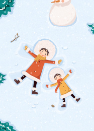 冬天在雪地上玩耍的女孩