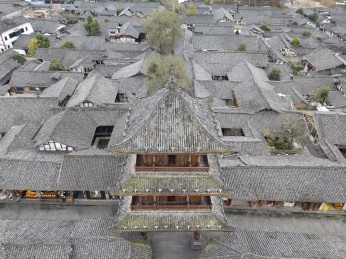 航拍视角下的中国四川省南充市阆中古城