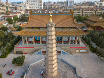 航拍甘肃省武威市鸠摩罗什寺