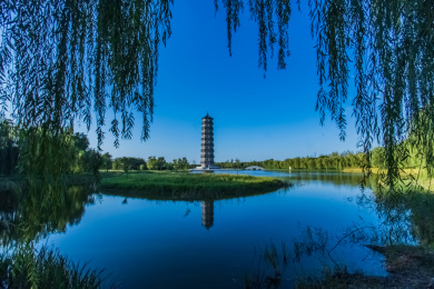 中国河南省濮阳市清丰县中华孝道园感恩塔建筑