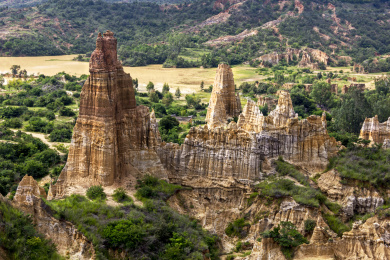 中国云南浪巴铺土林