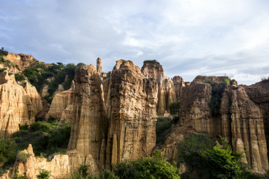 中国云南浪巴铺土林