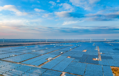 航拍中国江苏盐城东台“风光渔”光伏发电产业园