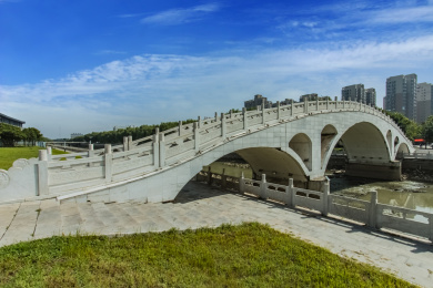 中国河南省濮阳市清丰县马颊河流域石拱桥梁建筑