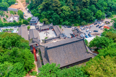 中国辽宁鞍山千山仙人台五龙宫