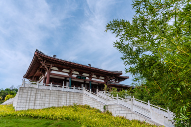 中国安徽宿州灵璧钟馗文化园的玲馨阁