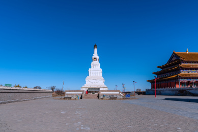 中国内蒙古通辽市奈曼旗的章古台佛塔