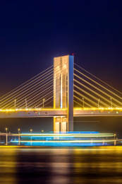 中国澳门西湾大桥夜景风光