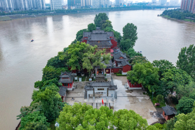 航拍湖南衡阳东洲岛船山书院