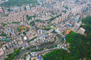 流经中国贵州省遵义市主城区的湘江河段