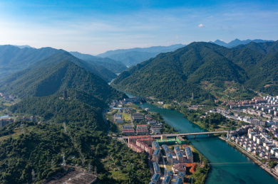 航拍中国湖南省郴州市资兴市城市景观