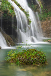 贵州铜仁大峡谷小瀑布