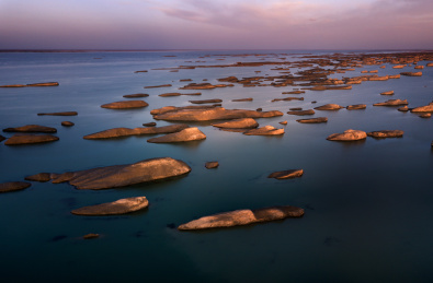 航拍中国青海海西水上雅丹