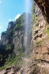 中国云南昭通彝良小草坝