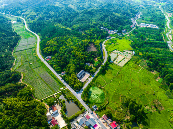 中国安徽六安市西淠河风光